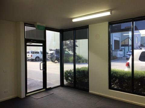 MODERN BRIGHT OFFICE FOR RENT 26M2 CARRUM DOWNS