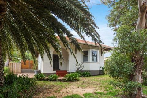 East Fremantle two bedroom character cottage for rent $550 per week