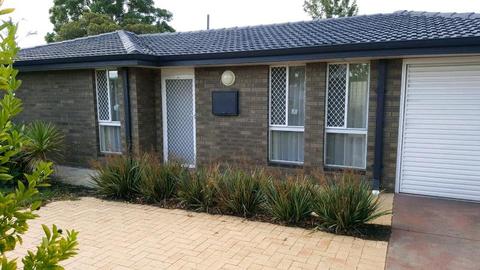 3x1 for rent in Huntingdale