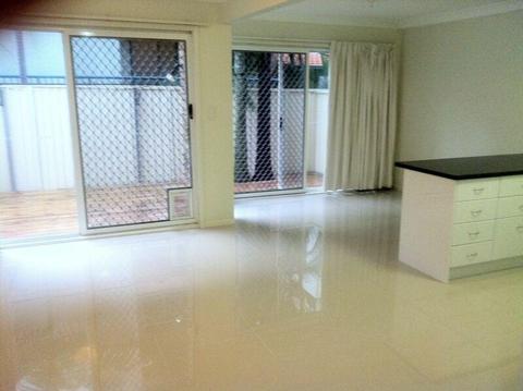 Townhouse in Coolangatta for sale!