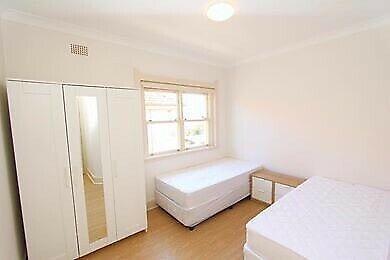 Bed in shared twin room in Bondi