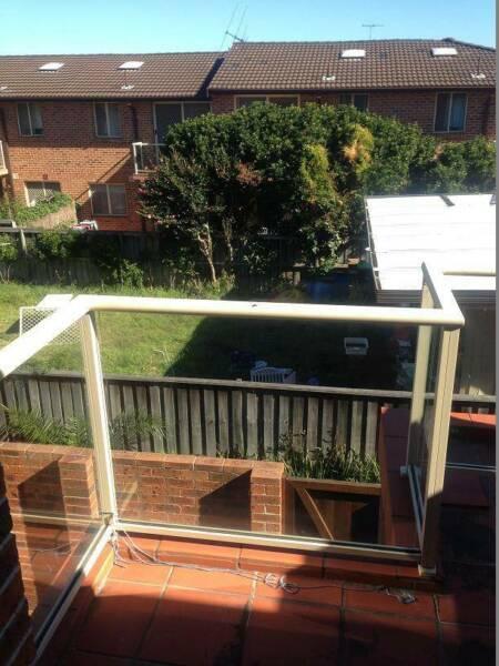 Girls only! Shared Bedroom in Kingsford close to UNSW!