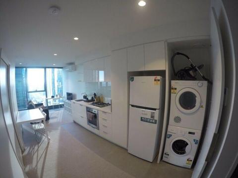 Looking for a female roommate in CBD