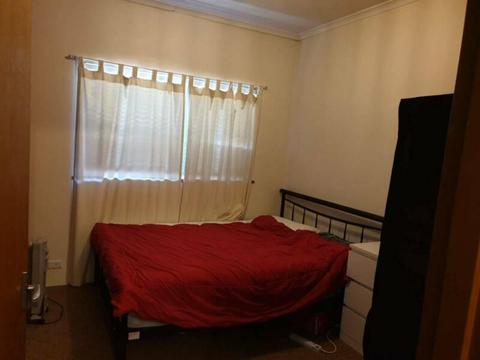 Room For Rent in Queanbeyan