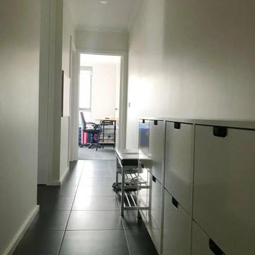 share 1 bedroom with own bathroom (apartment) in Gungahlin centre