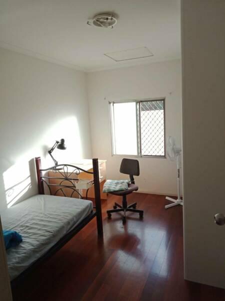 Lidcombe room for rent.$210 per week including all bills