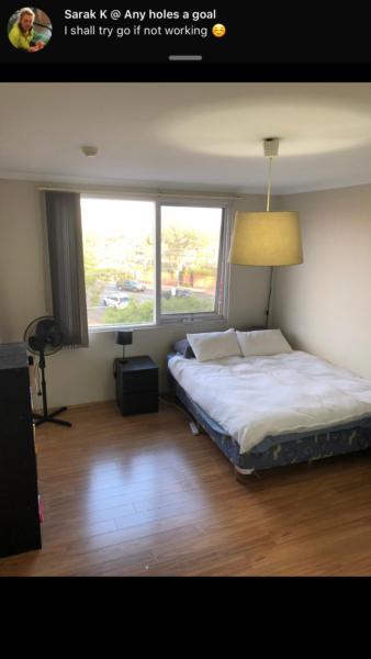 Large double room for rent in randwick