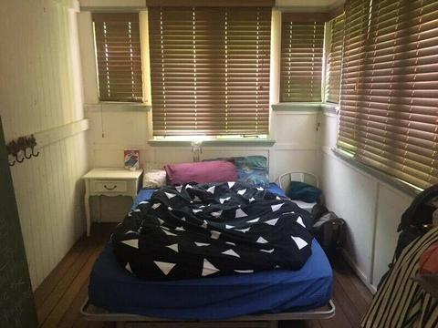 Clean & Friendly Share House