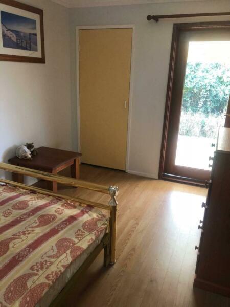 Room to rent close to University and Hospital
