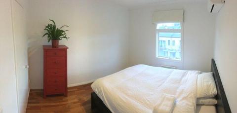 Room for rent in Kensington - short term