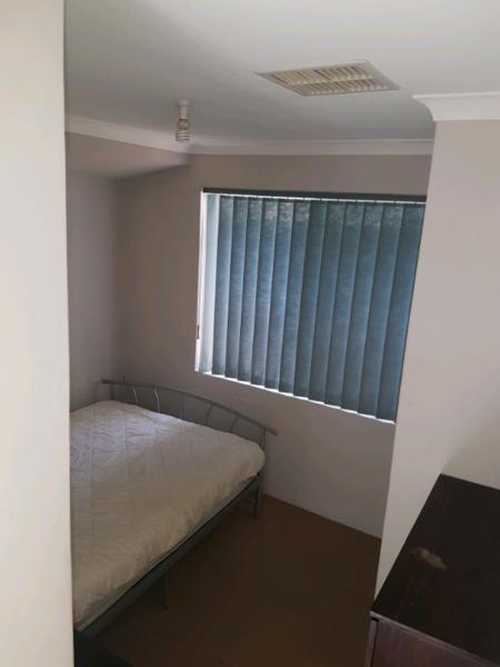 Cheap room in convenient location