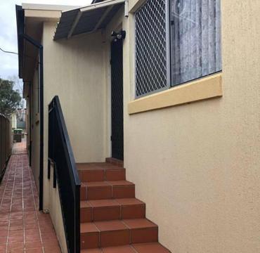 Half house for rent in Kingsgrove