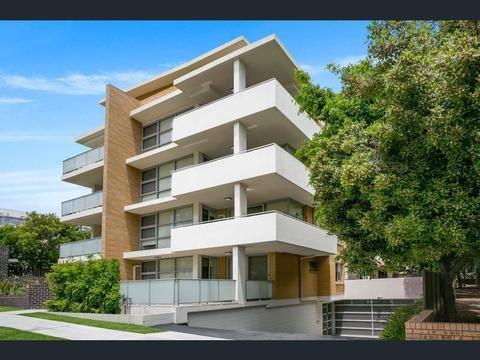 Wolli Creek - Impeccable Apartment for Rent