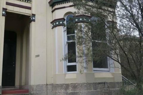 property to rent in Glebe