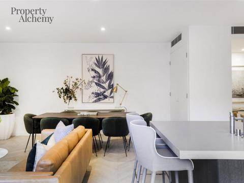 Brand New Luxury Apartment - Northbridge