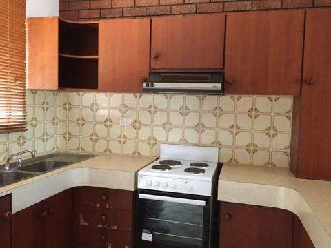 Huge 2 Bed Unit for Rent - Malak