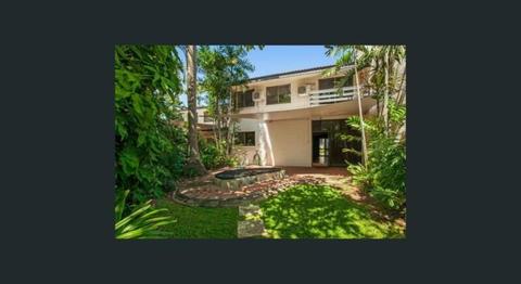 Tropical Townhouse in Stuart Park - available August 3