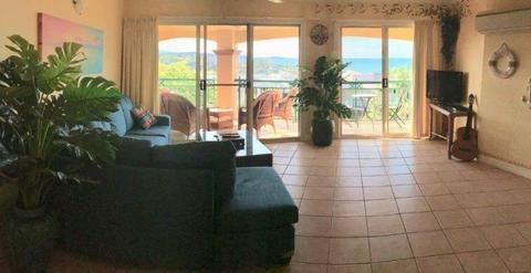 2 brm fully furnished Unit Central Airlie beach