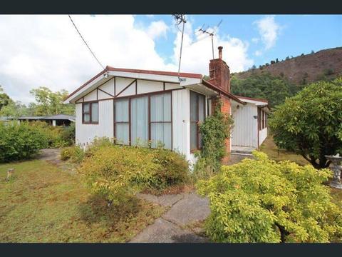 Large 4 Brm House For Rent, Queenstown Tasmania