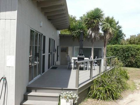 Holiday house for short term rent in Orford Tas.From $250 per night