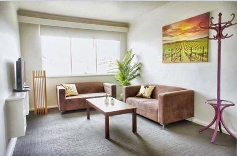 Fully furnished 1 bedrooom apartment St.Kilda East