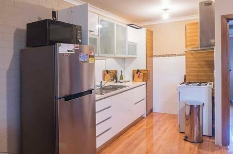 Nice simple living close to park and UWA