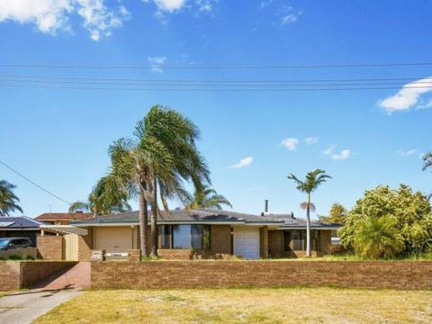 Willetton family house for rent