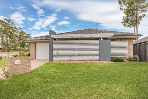 HOME IN THE HUNTER VALLEY FOR SALE!