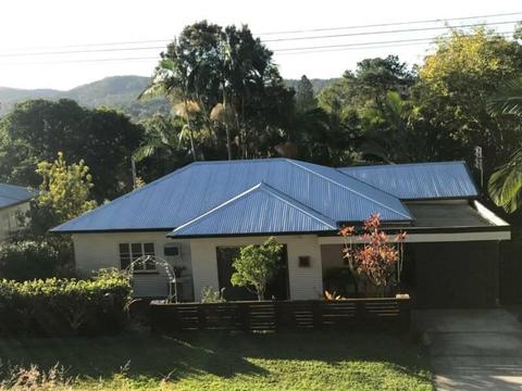 Nambour 4 bedroom house close to shops