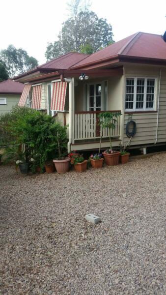 house 3 bedroom nambour central air cond solar power 20 min to beach