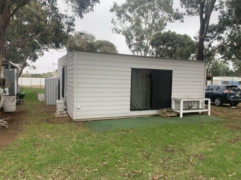 River Shack/Holiday Home AND ski boat Tailem Bend