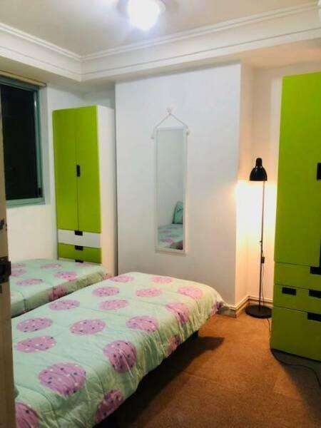 TWIN share room 3mins walk from TOWNHALL station