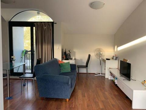Twin bedroom share near CBD, UTS, Sydney Uni