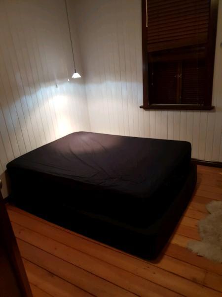 Room For Rent Newmarket Brisbane