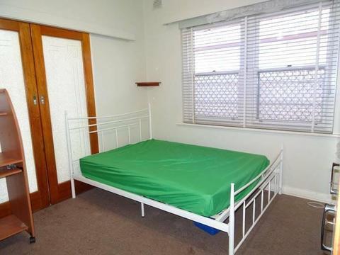 One fully furnished bedroom to share in Croydon Pk $150/wk