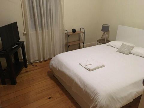 Accommodation at Glenelg Foreshore, Nightly, Weekly From $50 a night