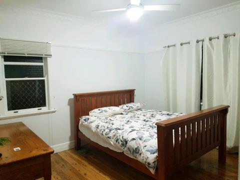 2 Rooms for Rent (Females Only) Close to City in Newtown $155 per week