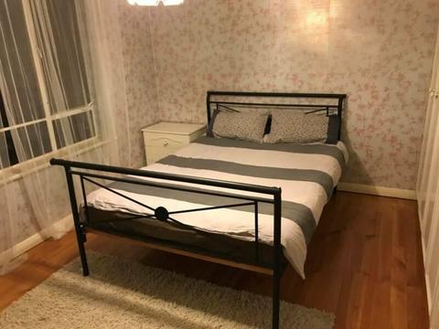 2 x fully furnished rooms for rent