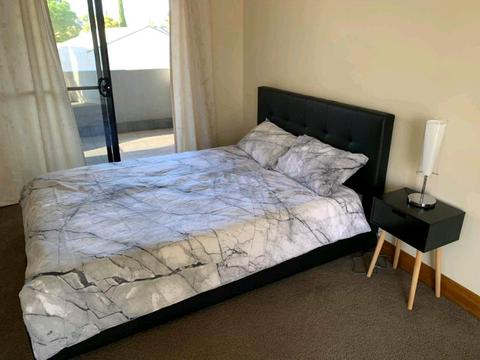 $235 pw inc. utilities large bedroom in a townhouse in Prospect!