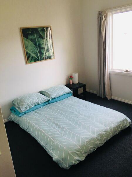 Room to let $230/w incl bills 5 mins to CBD!