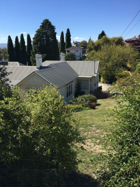 Hobart house rent fully furnished room available now