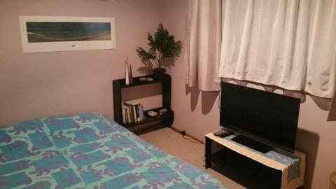 Room for Rent - Blackmans Bay (female only)
