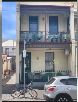SHARED ROOM AND PRIVATE ROOM FOR RENT IN CARLTON