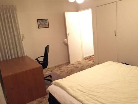 1 big room with a/c available Now in Mulgrave