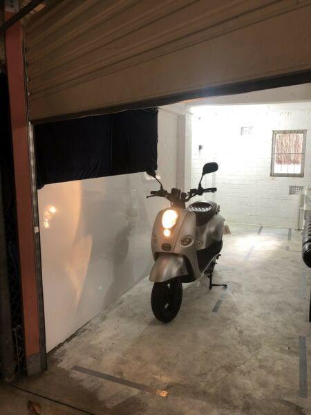 1/4 garage / Motorcycle Storage