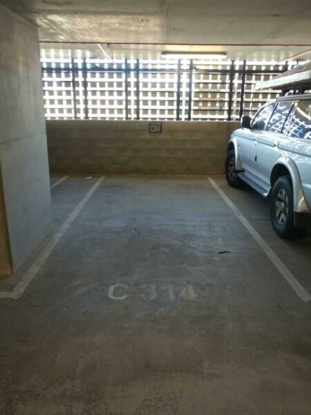 24/7 Accesse Car Park Space in South Brisbane