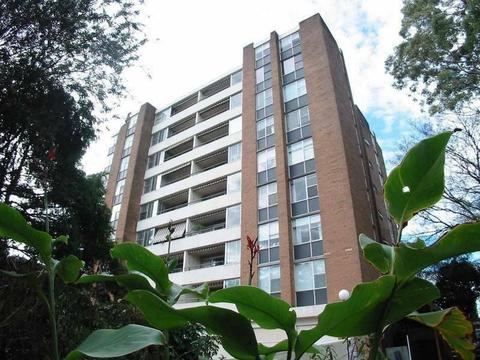 chatswood 3 bedrooms 2 bathrooms Unit /$700