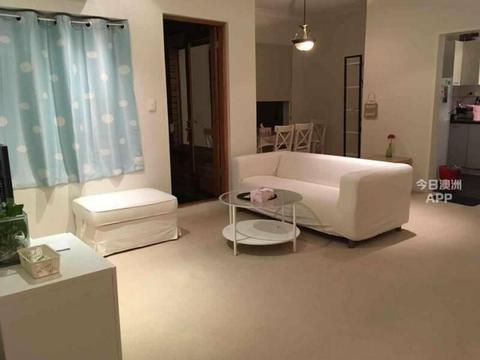 3 bedrooms home in Hurstville/Allawah with Fernitures and internet