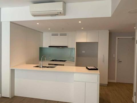 SIRIUS! Nearly Brand New 2 Bedroom Apt with winter garden and balcony!