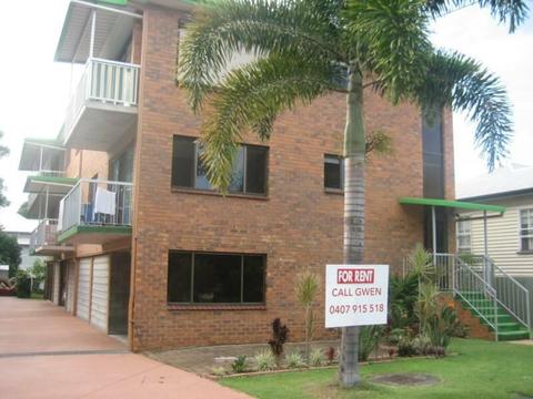 EAST BRISBANE 2 Bedroom Unit-A/Con-Fully Furnished